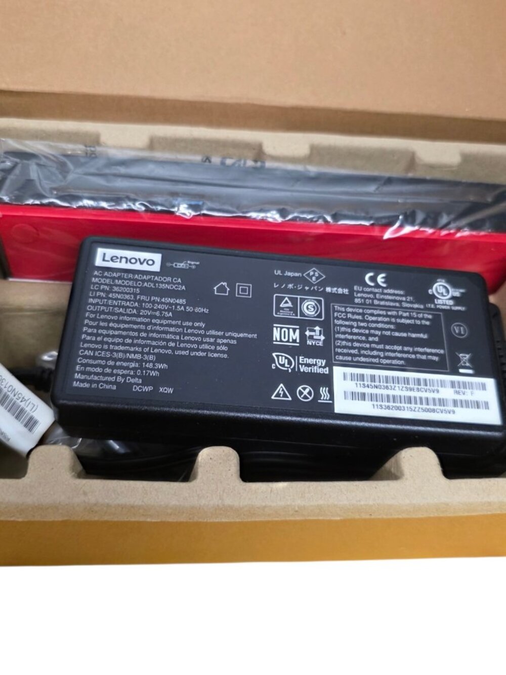 Lenovo ThinkPad Thunderbolt 3 Docking Station New In Box